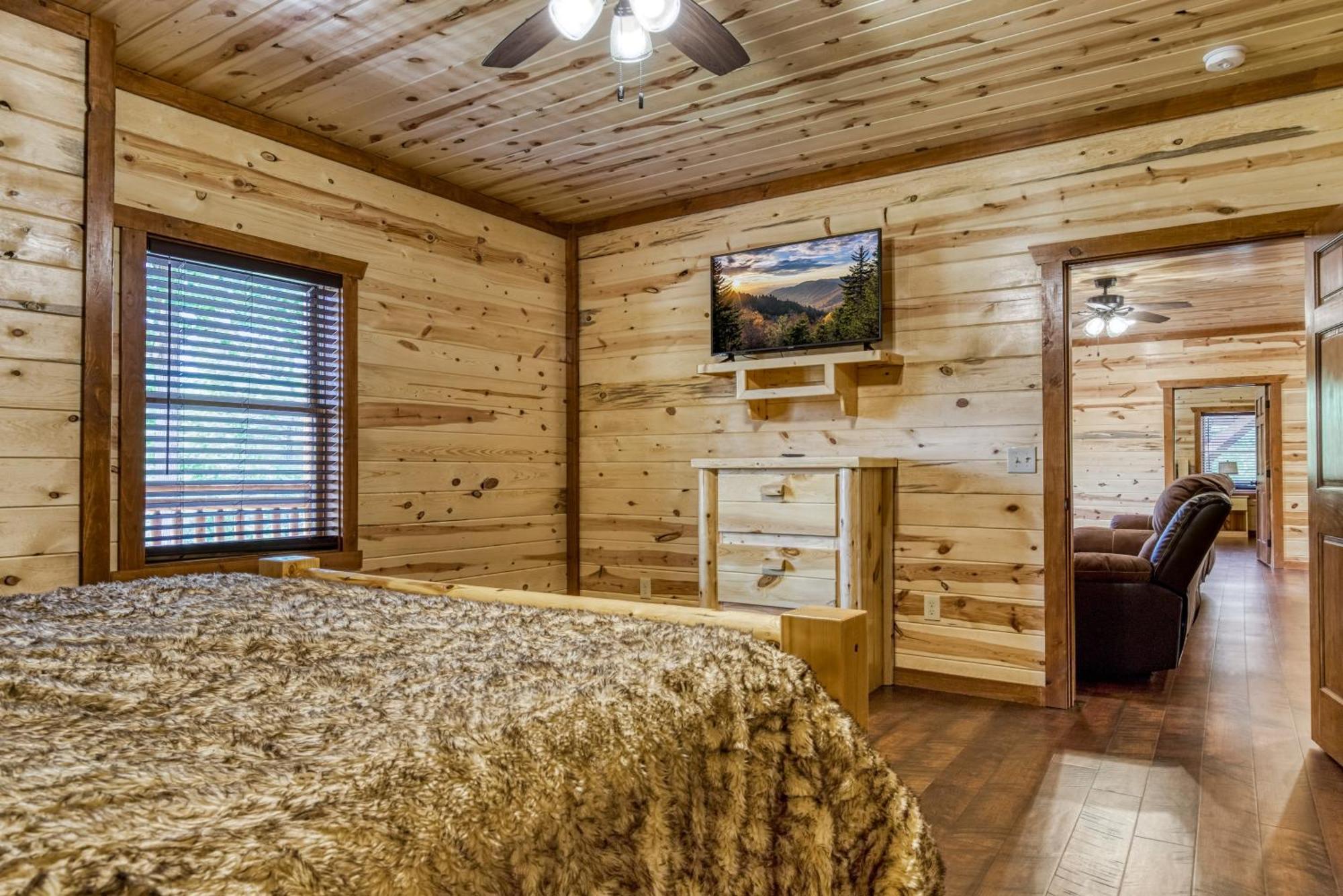 Majestic Splash- 8 Bedroom, Indoor Pool, Hot Tub, 1089 Free Tickets Each Paid Day, Dollywood Sevierville Exterior foto
