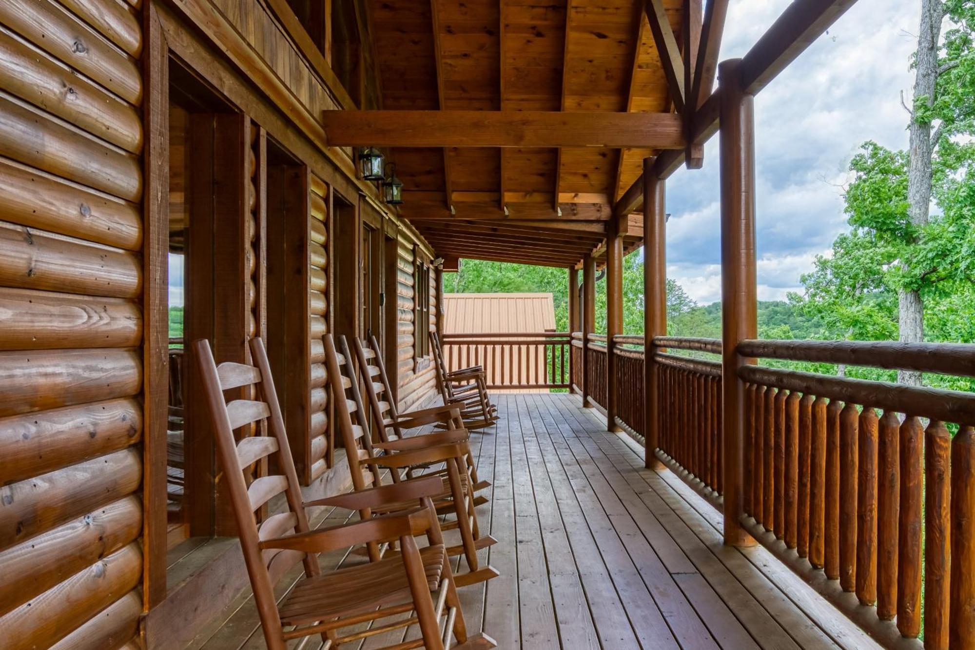 Majestic Splash- 8 Bedroom, Indoor Pool, Hot Tub, 1089 Free Tickets Each Paid Day, Dollywood Sevierville Exterior foto