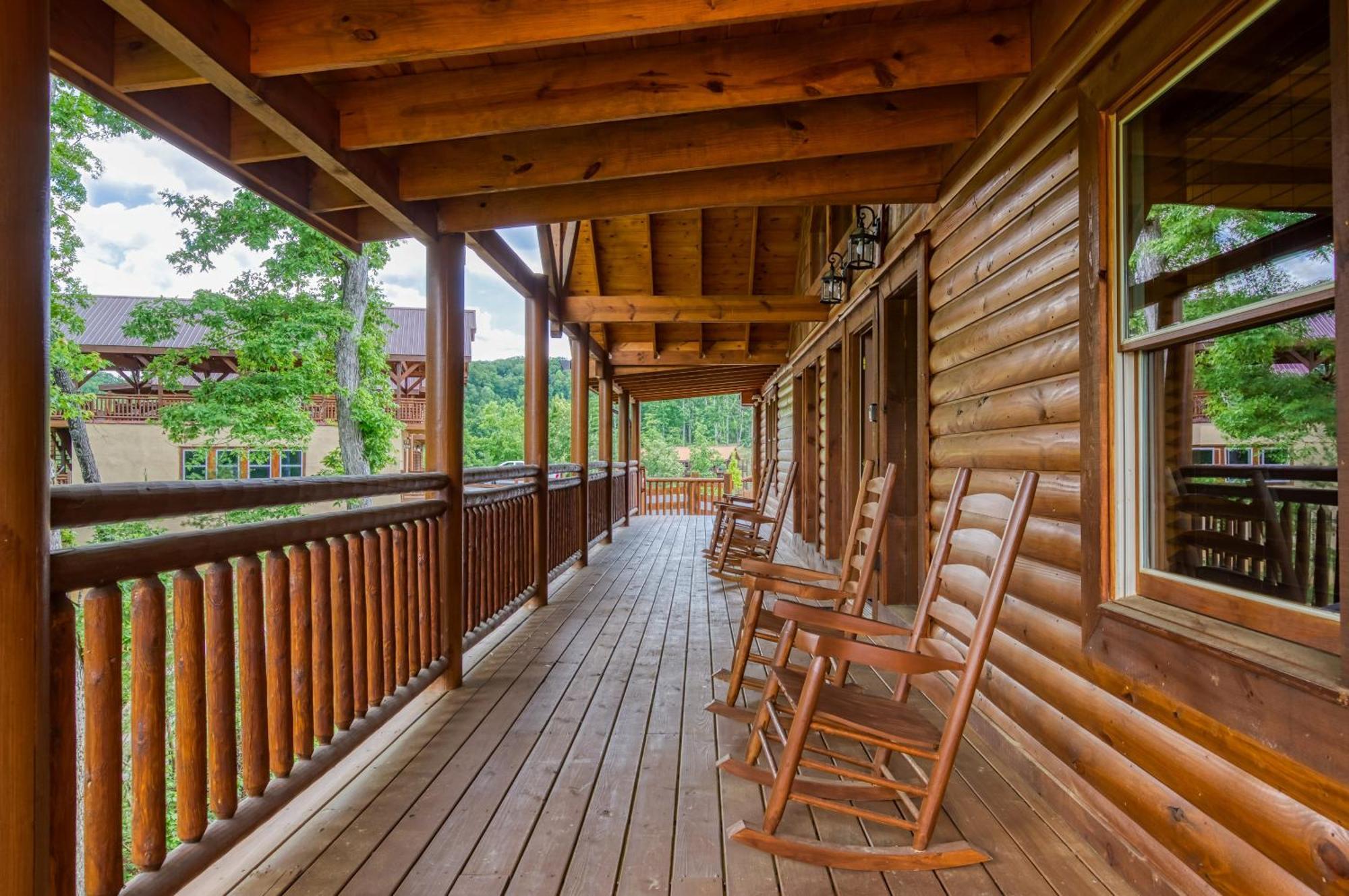 Majestic Splash- 8 Bedroom, Indoor Pool, Hot Tub, 1089 Free Tickets Each Paid Day, Dollywood Sevierville Exterior foto