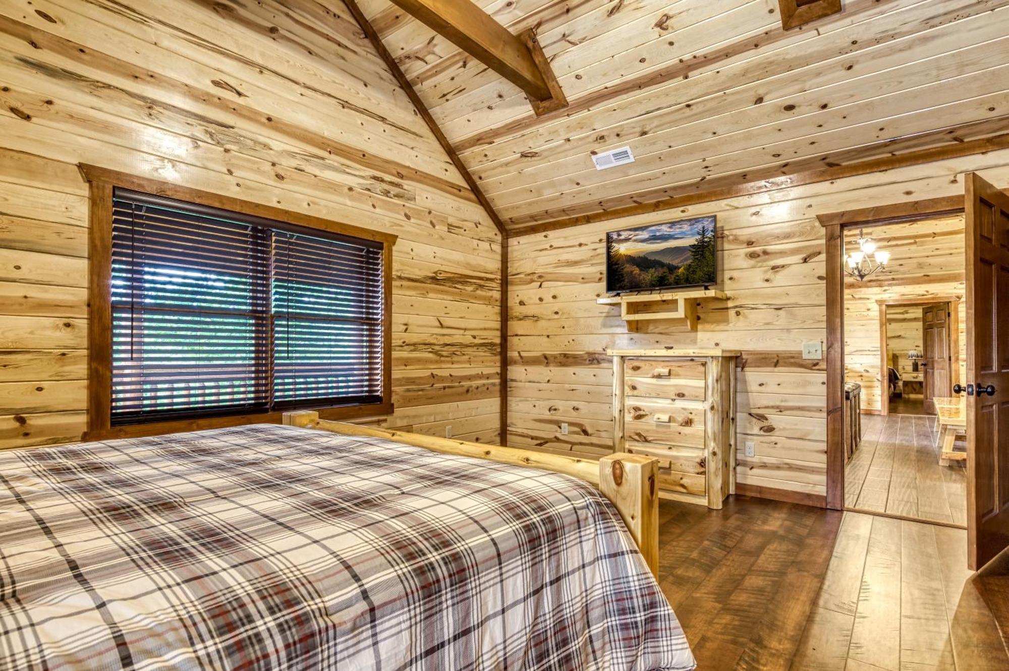 Majestic Splash- 8 Bedroom, Indoor Pool, Hot Tub, 1089 Free Tickets Each Paid Day, Dollywood Sevierville Exterior foto